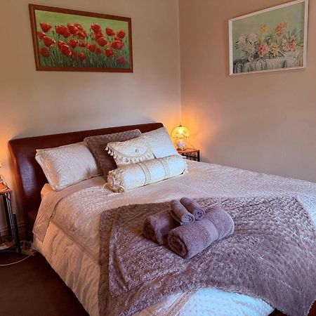 Anglesea House Inn Renwick Buitenkant foto